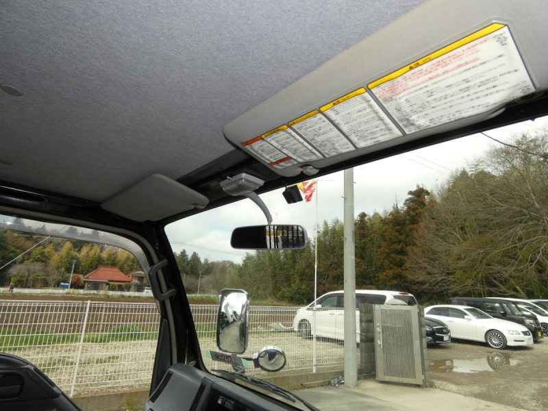 H203トン ダンプ 6速マニュアル|中古トラックの販売・買取・査定のアイナビ