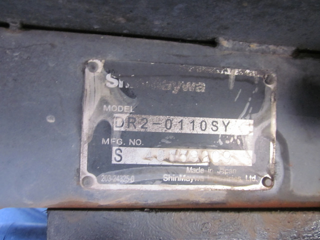 H.25年いすゞエルフ電動コボレーン全低床2t積載|中古トラックの販売・買取・査定のアイナビ