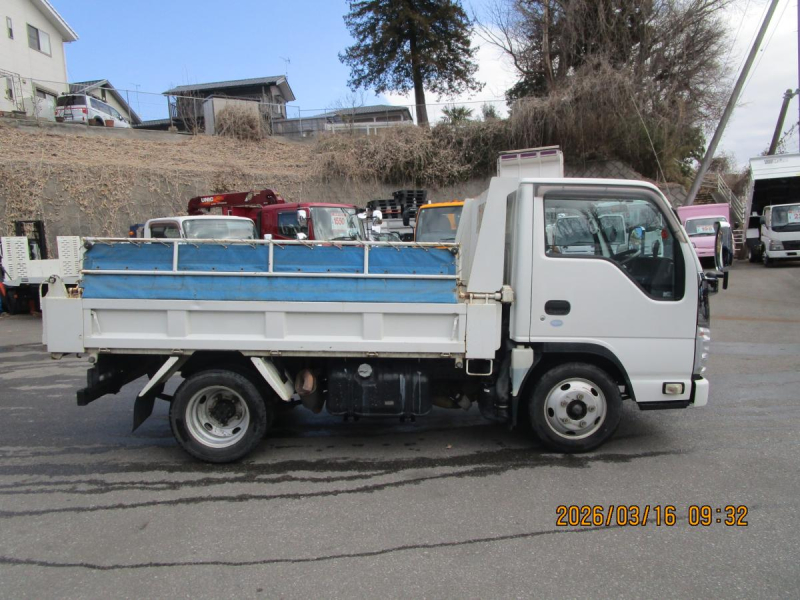 H.25年いすゞエルフ電動コボレーン全低床2t積載|中古トラックの販売・買取・査定のアイナビ