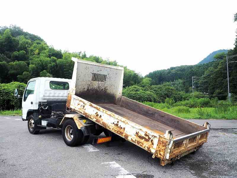 エルフ新明和ローダーダンプワイドロング積載3.75t160馬力|中古トラックの販売・買取・査定のアイナビ