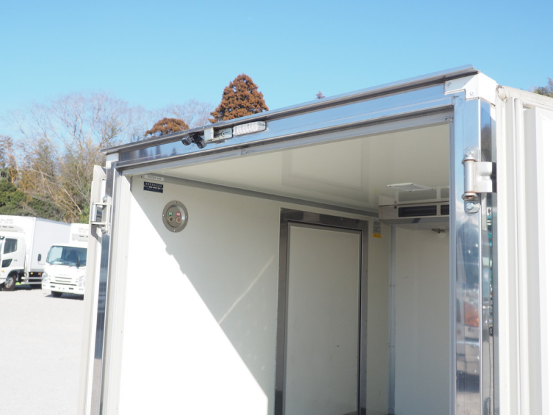 ダイハツ 冷凍バン|中古トラックの販売・買取・査定のアイナビ