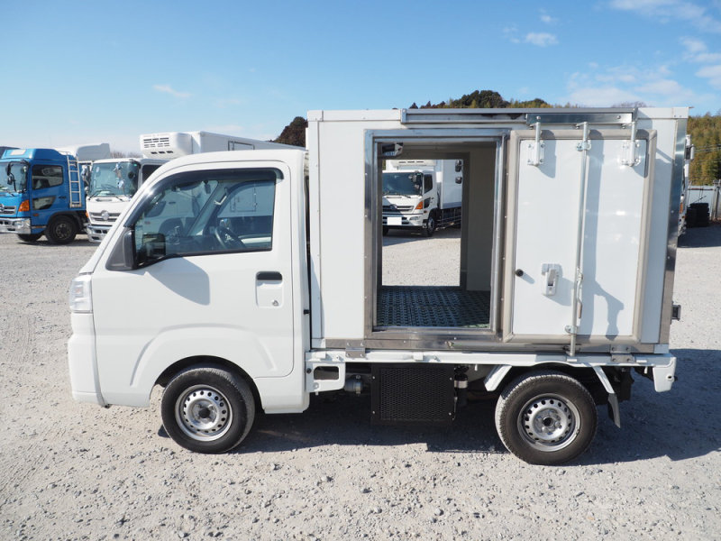 ダイハツ 冷凍バン|中古トラックの販売・買取・査定のアイナビ