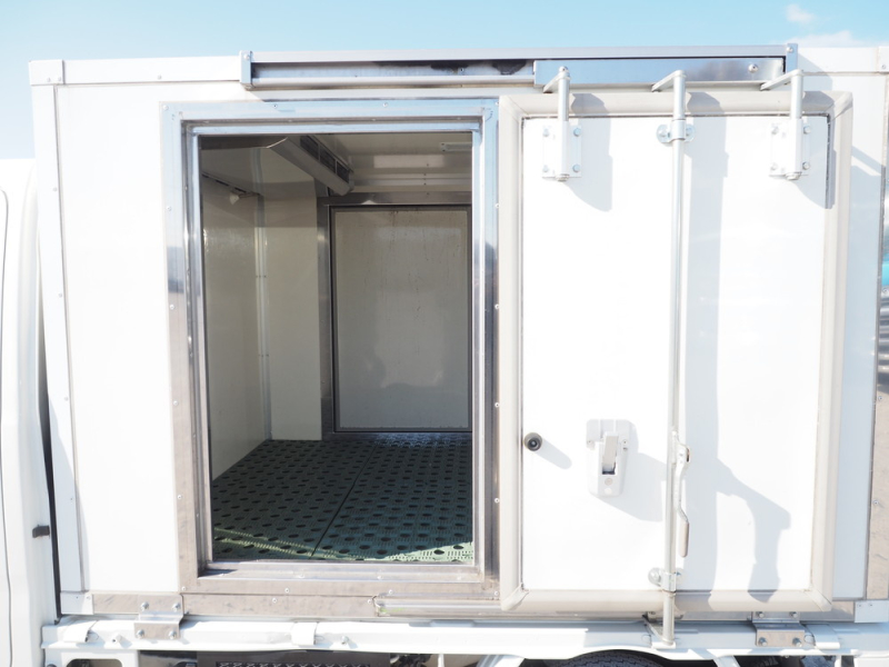 ダイハツ 冷凍バン|中古トラックの販売・買取・査定のアイナビ