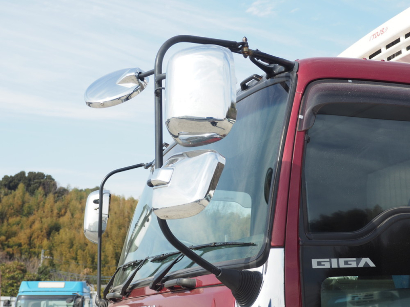 いすゞ 冷凍ウイング ギガ|中古トラックの販売・買取・査定のアイナビ