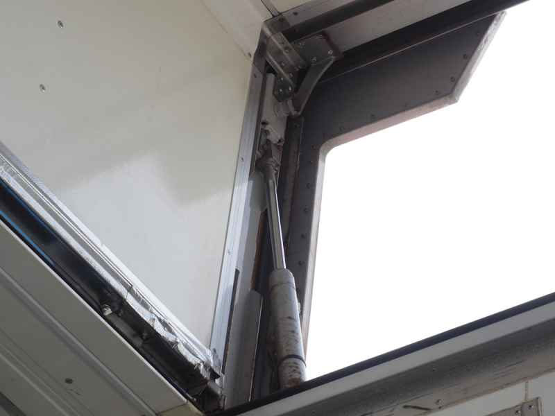 いすゞ 冷凍ウイング ギガ|中古トラックの販売・買取・査定のアイナビ