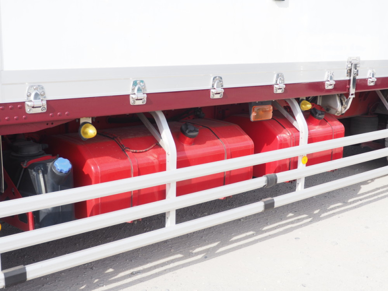 いすゞ 冷凍ウイング ギガ|中古トラックの販売・買取・査定のアイナビ