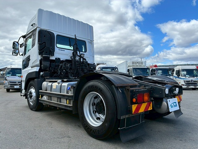 ハイルーフ後輪エアサスB尺エスコットⅤATセミオートマ|中古トラックの販売・買取・査定のアイナビ