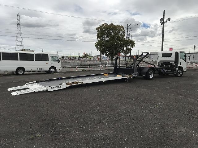 いすゞ 特殊車両|中古トラックの販売・買取・査定のアイナビ