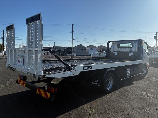 トヨタ 特殊車両|中古トラックの販売・買取・査定のアイナビ