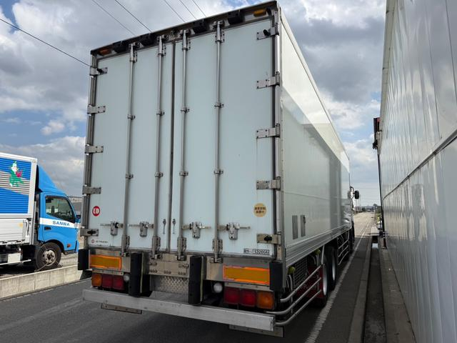 UDトラックス クオン|中古トラックの販売・買取・査定のアイナビ