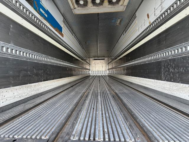 UDトラックス クオン|中古トラックの販売・買取・査定のアイナビ