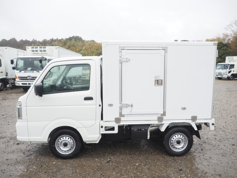 スズキ 冷凍バン|中古トラックの販売・買取・査定のアイナビ