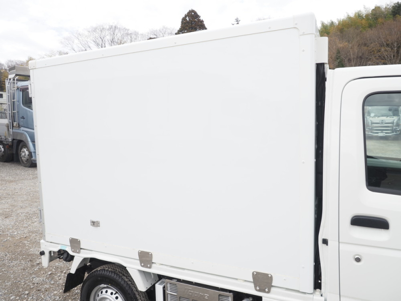 スズキ 冷凍バン|中古トラックの販売・買取・査定のアイナビ