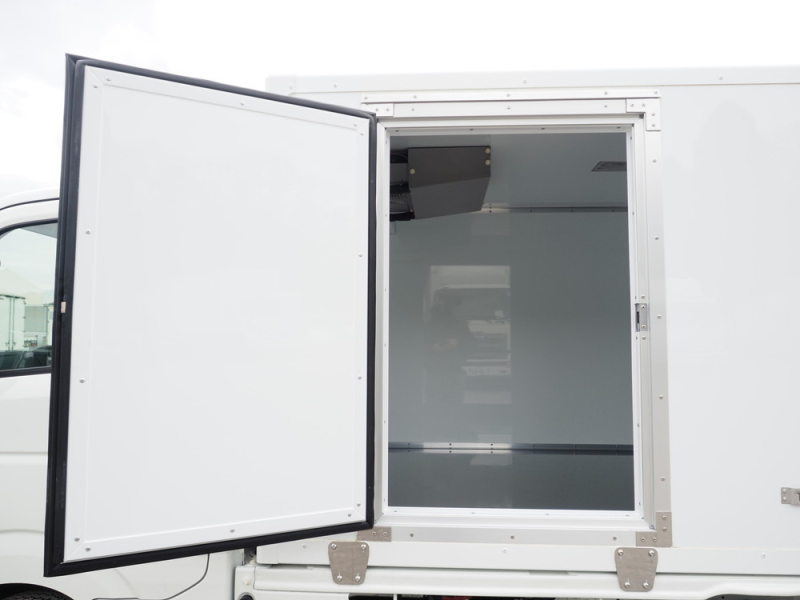 スズキ 冷凍バン|中古トラックの販売・買取・査定のアイナビ