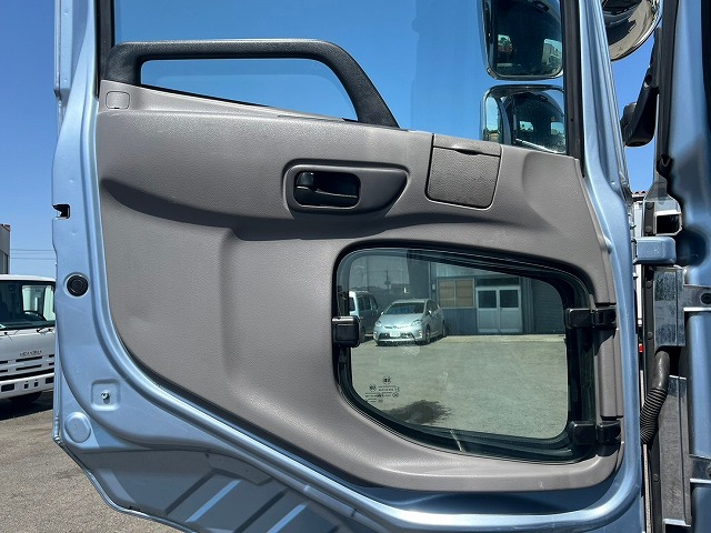 ★ハイルーフ★第5輪荷重11.5トン★アルミホイール★エアサス|中古トラックの販売・買取・査定のアイナビ