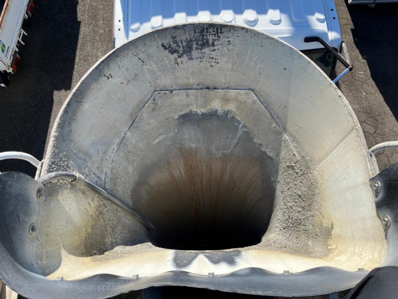 ☆カヤバ製8.7m3☆電動ホッパー☆9.81t積載☆車検有り☆|中古トラックの販売・買取・査定のアイナビ