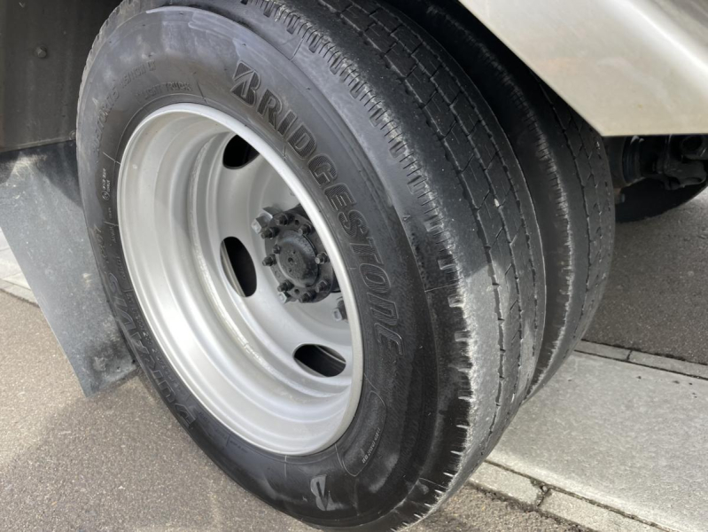 平成26年トヨエースワイドロングアルミバン垂直パワーゲート|中古トラックの販売・買取・査定のアイナビ