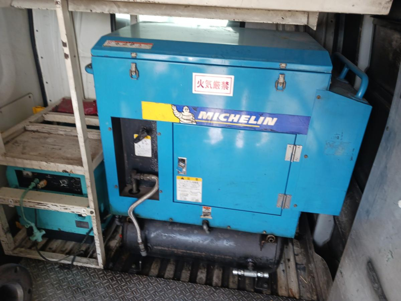 早すぎたヨーロッパスタイル、UTデザイン|中古トラックの販売・買取・査定のアイナビ