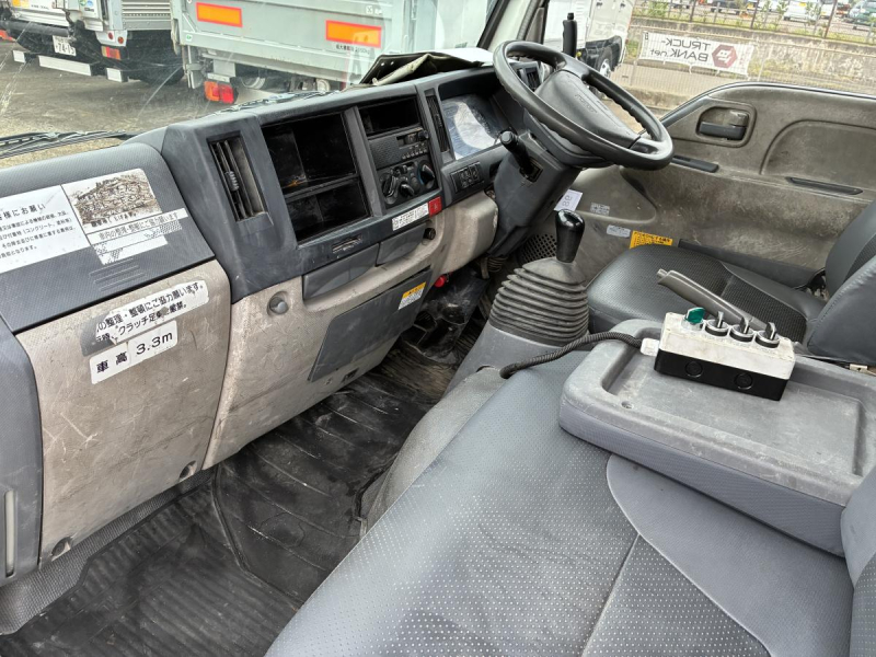 上物ほぼ新品、3tアームロール、箱付、Km少ない|中古トラックの販売・買取・査定のアイナビ