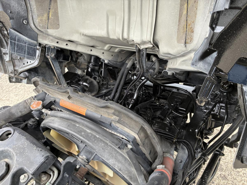 上物ほぼ新品、3tアームロール、箱付、Km少ない|中古トラックの販売・買取・査定のアイナビ