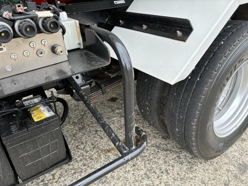 上物ほぼ新品、3tアームロール、箱付、Km少ない|中古トラックの販売・買取・査定のアイナビ