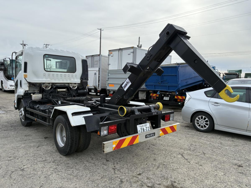 車検付き即戦力アームロール|中古トラックの販売・買取・査定のアイナビ