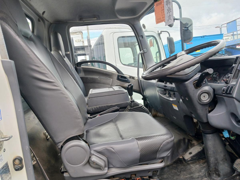 車検付き即戦力アームロール|中古トラックの販売・買取・査定のアイナビ