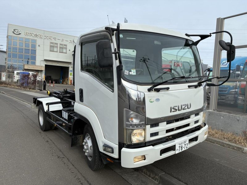 車検付き即戦力アームロール|中古トラックの販売・買取・査定のアイナビ