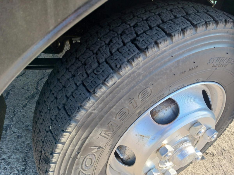 車検付距離少ない4tアームロール即戦力|中古トラックの販売・買取・査定のアイナビ