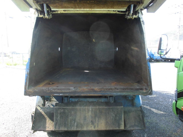 2T パッカー車 回転式 ダンプ式 塵芥車 新明和5.1立米|中古トラックの販売・買取・査定のアイナビ