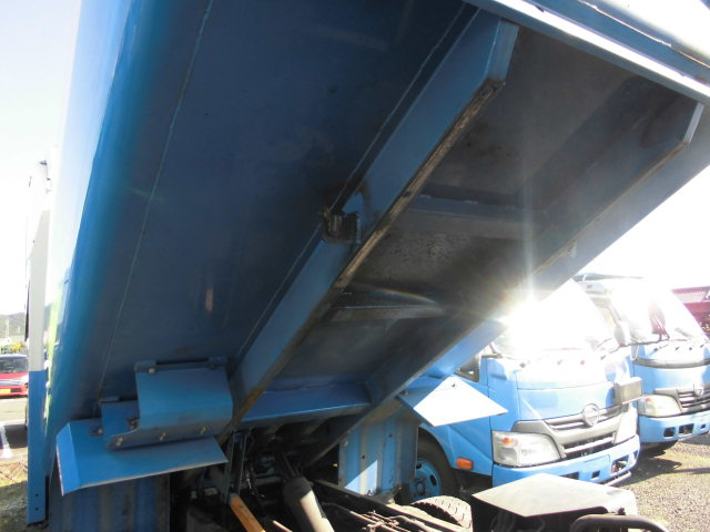 2T パッカー車 回転式 ダンプ式 塵芥車 新明和5.1立米|中古トラックの販売・買取・査定のアイナビ