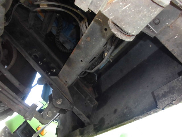 2T パッカー車 回転式 ダンプ式 塵芥車 新明和5.1立米|中古トラックの販売・買取・査定のアイナビ