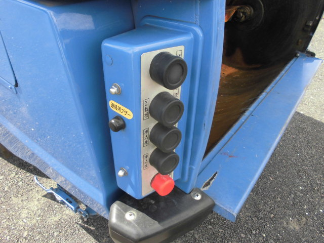 2T パッカー車 回転式 ダンプ式 塵芥車 清掃車|中古トラックの販売・買取・査定のアイナビ