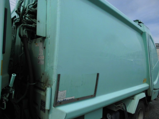 4T パッカー車 プレス式 塵芥車 積載量1.9T 8立米サイズ|中古トラックの販売・買取・査定のアイナビ