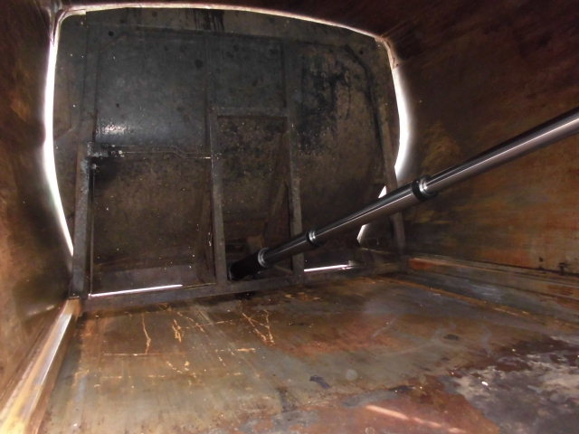 4T パッカー車 プレス式 塵芥車 積載量1.9T 8立米サイズ|中古トラックの販売・買取・査定のアイナビ