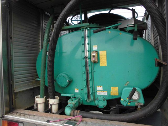 2700Lバキュームカー2.7T糞尿車モリタエコノス衛生車箱付|中古トラックの販売・買取・査定のアイナビ