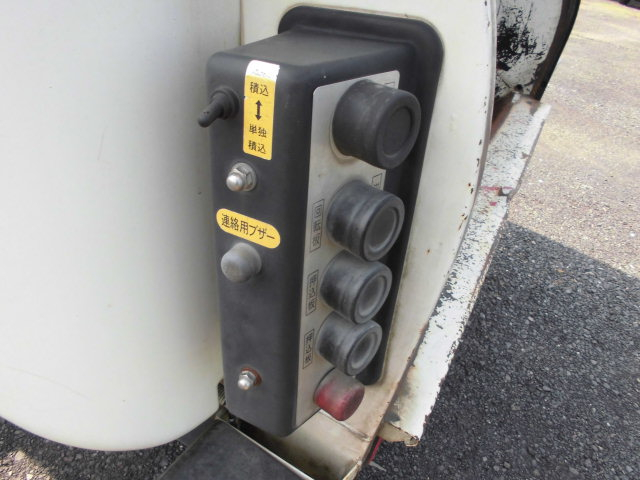 4T パッカー車 回転式 ダンプ式 塵芥車 ごみ収集車|中古トラックの販売・買取・査定のアイナビ