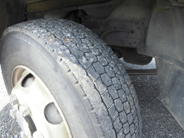 4T パッカー車 回転式 ダンプ式 塵芥車 ごみ収集車|中古トラックの販売・買取・査定のアイナビ