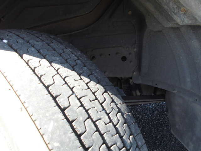 4Tパッカー車8.5立米プレス式塵芥車押出式連続動作|中古トラックの販売・買取・査定のアイナビ