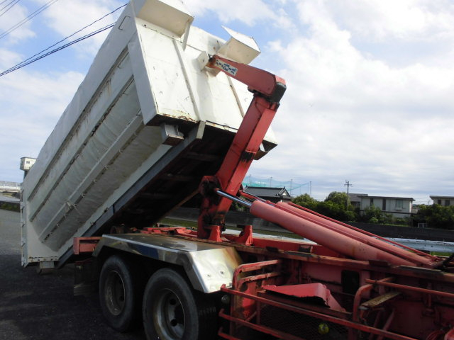 22tアームロール 新明和 2デフ 箱付き 脱着コンテナ専用車|中古トラックの販売・買取・査定のアイナビ