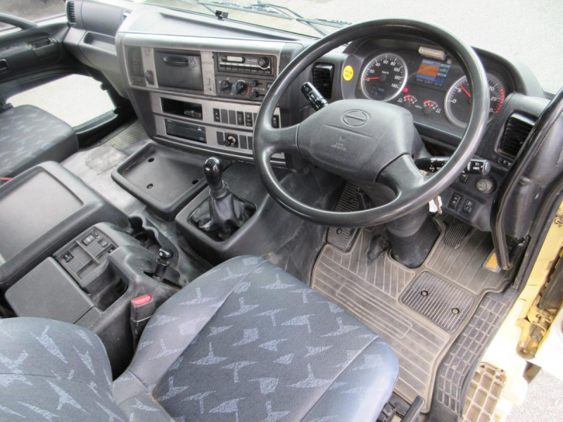 カヤバ製 ドラム8.7m3車検付 2デフ コンクリートミキサー|中古トラックの販売・買取・査定のアイナビ