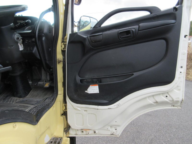 カヤバ製 ドラム8.7m3車検付 2デフ コンクリートミキサー|中古トラックの販売・買取・査定のアイナビ