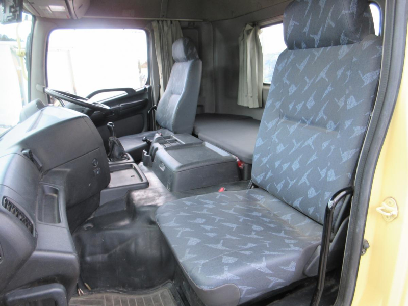 カヤバ製 ドラム8.7m3車検付 2デフ コンクリートミキサー|中古トラックの販売・買取・査定のアイナビ