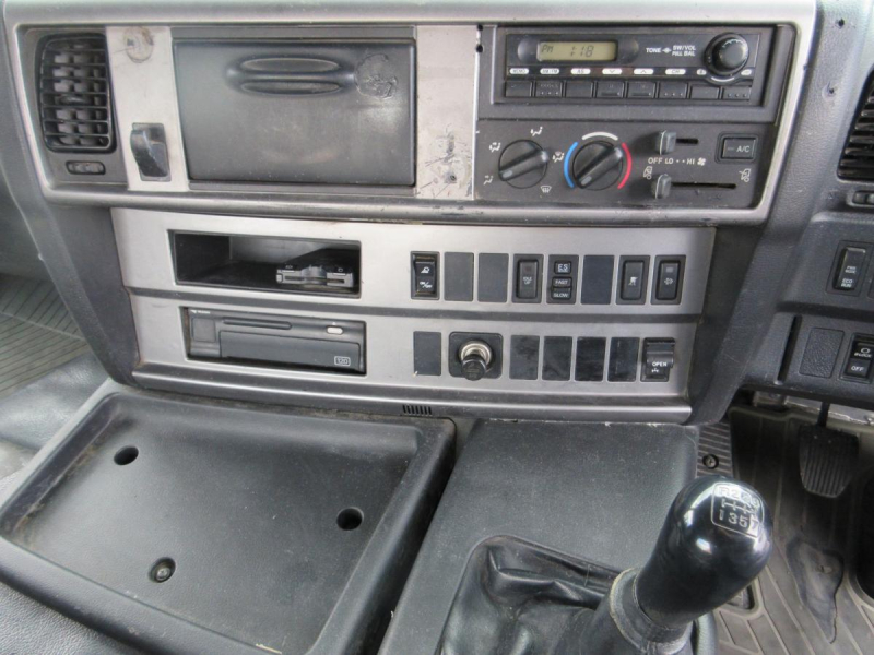 カヤバ製 ドラム8.7m3車検付 2デフ コンクリートミキサー|中古トラックの販売・買取・査定のアイナビ