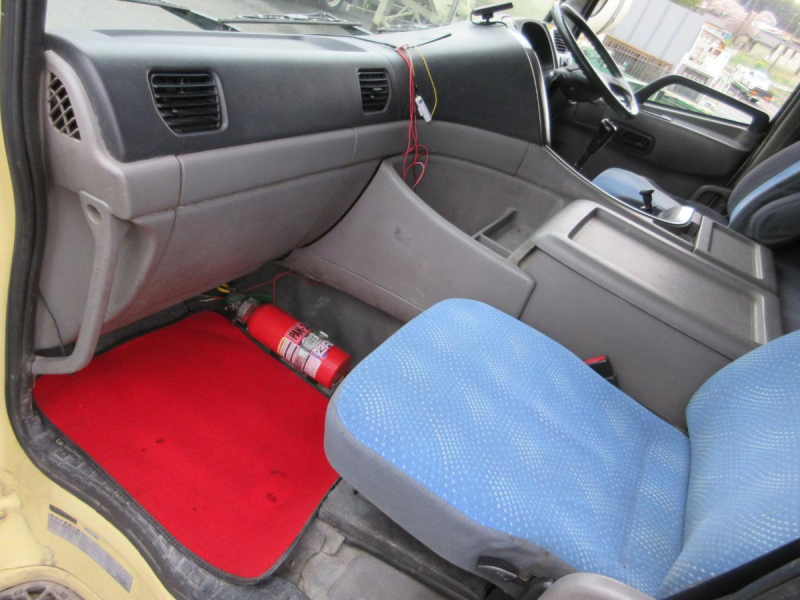 カヤバ製 ドラム容積8.9m3 車検切れナンバー付 !!|中古トラックの販売・買取・査定のアイナビ