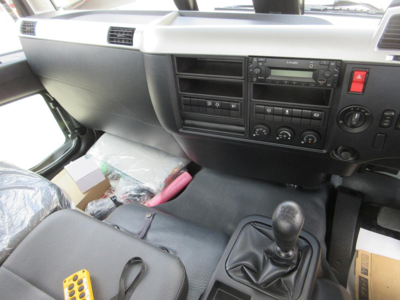 極東製 フックロール 脱着装置付コンテナ専用車 !!|中古トラックの販売・買取・査定のアイナビ