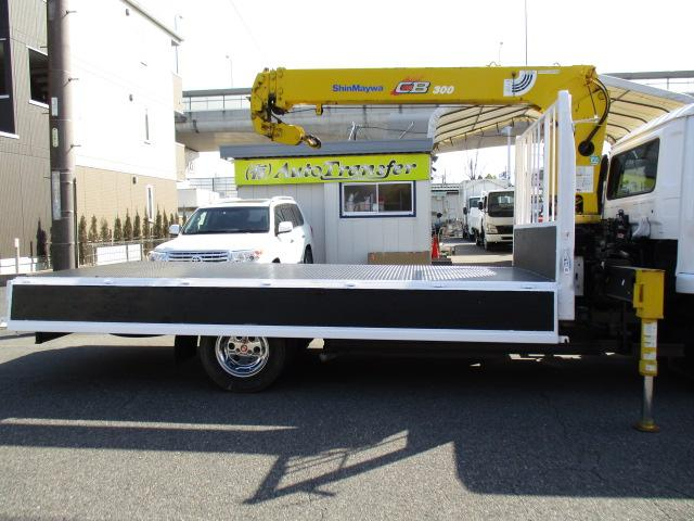 UDトラックス 平ボディ コンドル|中古トラックの販売・買取・査定のアイナビ