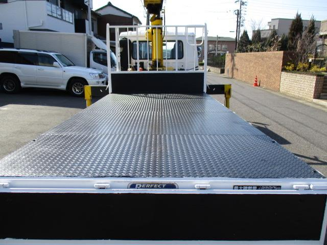 UDトラックス 平ボディ コンドル|中古トラックの販売・買取・査定のアイナビ