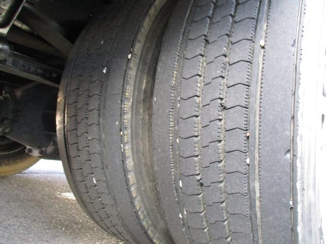 UDトラックス 平ボディ コンドル|中古トラックの販売・買取・査定のアイナビ