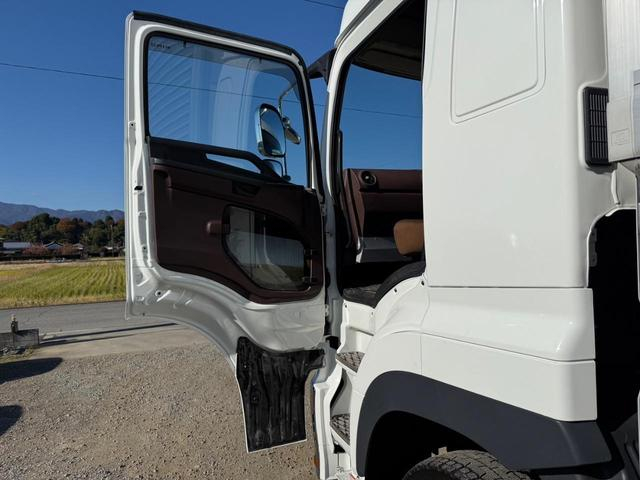 日野 ウイング車 プロフィア|中古トラックの販売・買取・査定のアイナビ